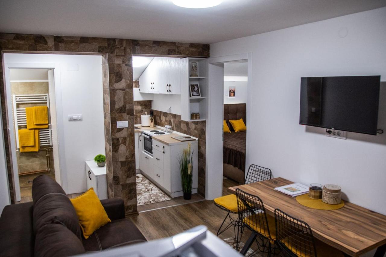 Smile Apartment Pirot Exterior foto